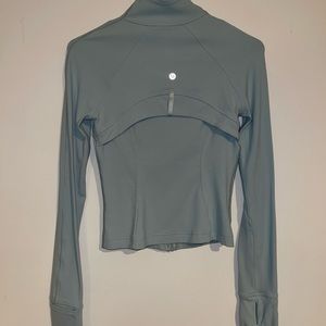 Nulu Cropped define jacket size 4 lululemon
